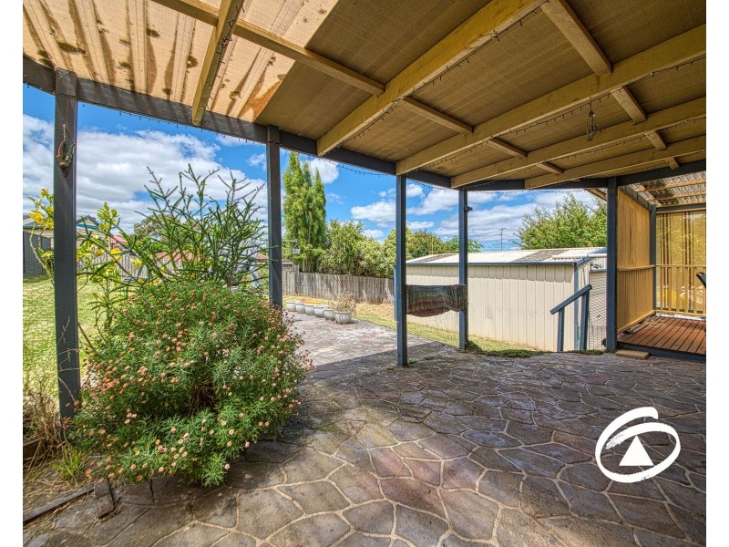 8 Aberdeen Heights, Pakenham VIC 3810