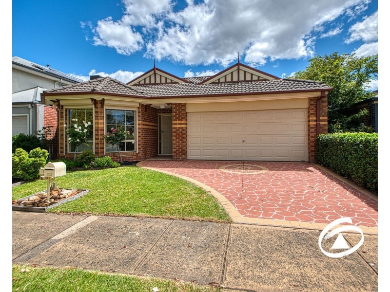 7 Stokes Green, Pakenham VIC 3810
