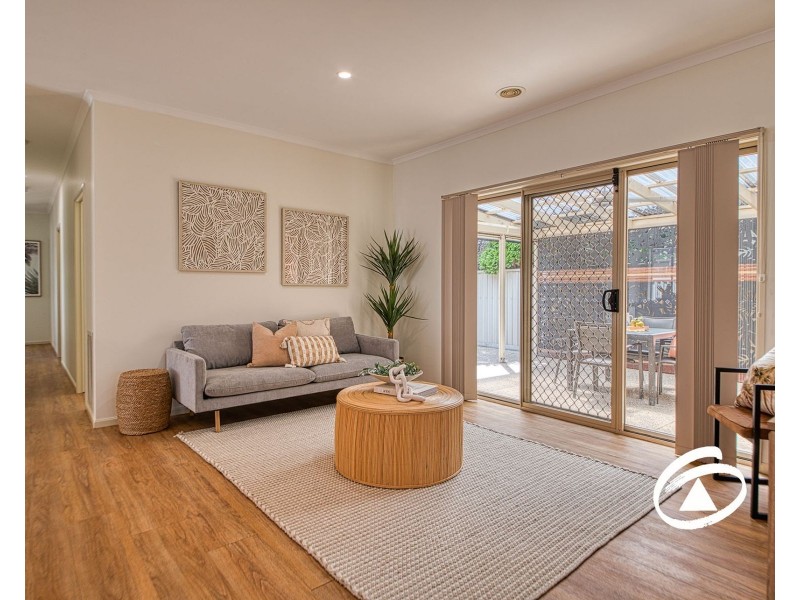 7 Stokes Green, Pakenham VIC 3810