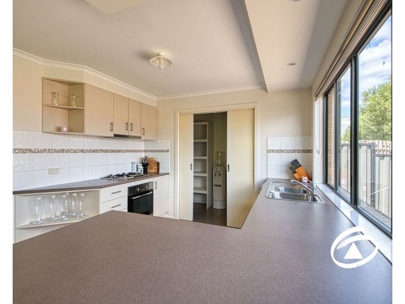 24 Windermere Boulevard, Pakenham VIC 3810