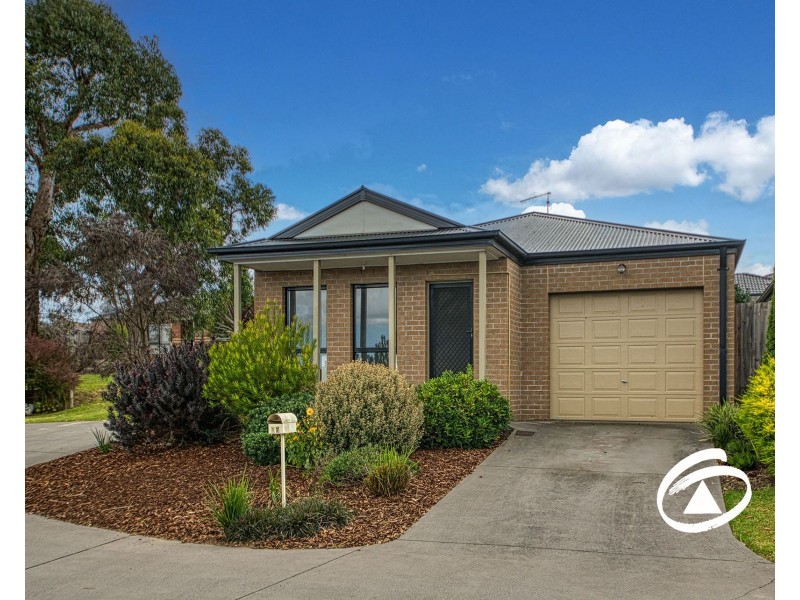 17/103 Army Road, Pakenham VIC 3810