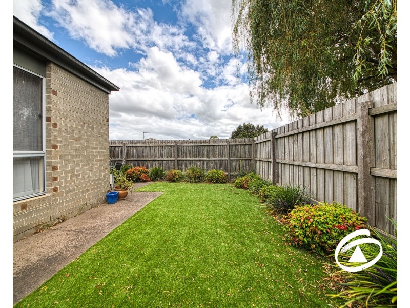 16/6-16 Diston Court, Pakenham VIC 3810