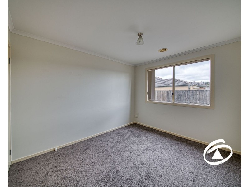 13 Olivia Court, Pakenham VIC 3810