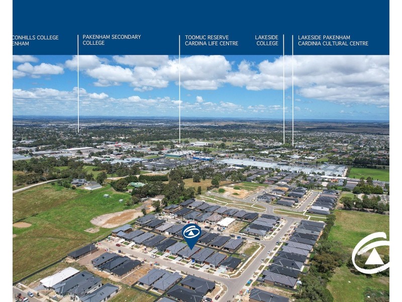 8 Kirkwood Road, Pakenham VIC 3810