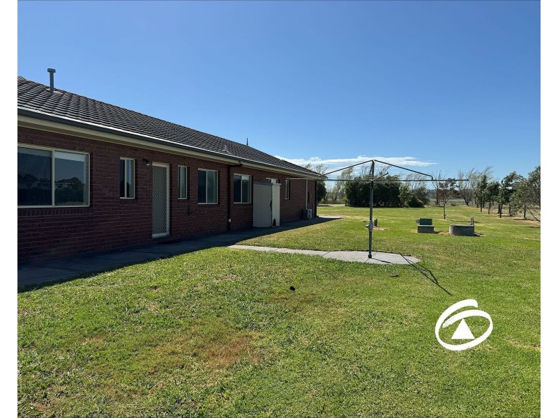 425 Bald Hill Road, Pakenham VIC 3810