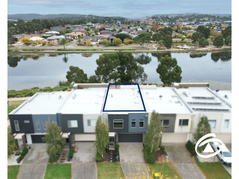 5 Albatross Drive, Pakenham VIC 3810
