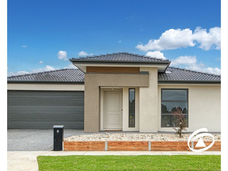 8 Overture Street, Clyde VIC 3978