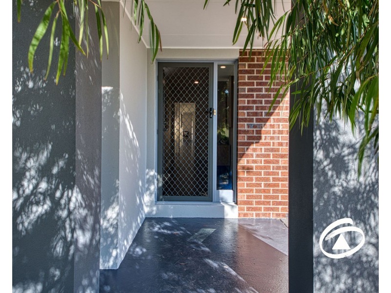 3 Delphinium Road, Pakenham VIC 3810