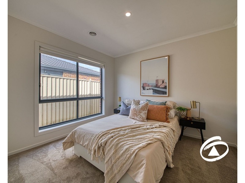 3 Delphinium Road, Pakenham VIC 3810
