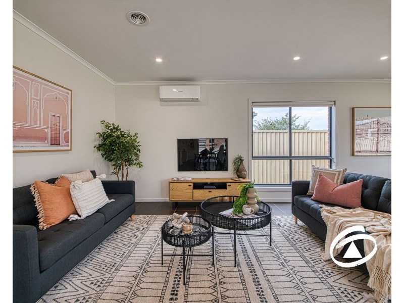 3 Delphinium Road, Pakenham VIC 3810