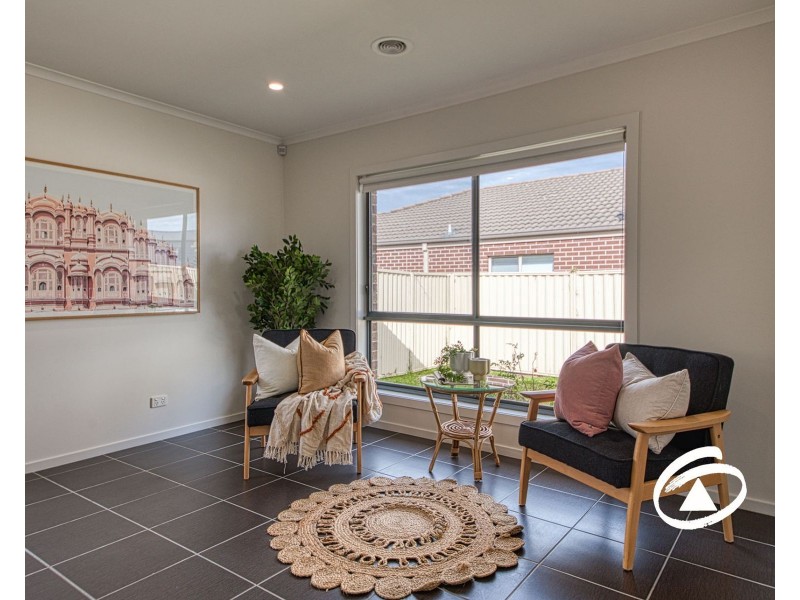 3 Delphinium Road, Pakenham VIC 3810