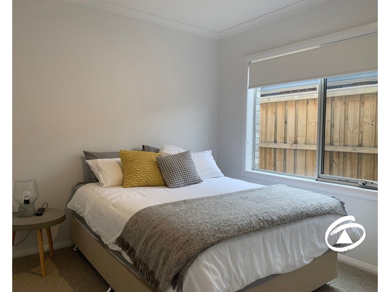 36 Leeson Street, Officer South VIC 3809