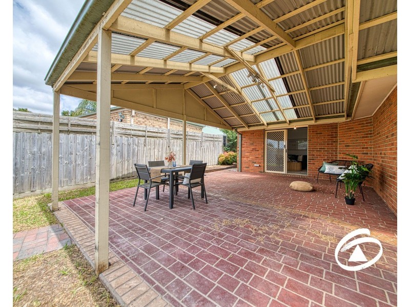 13 Claire Close, Pakenham VIC 3810