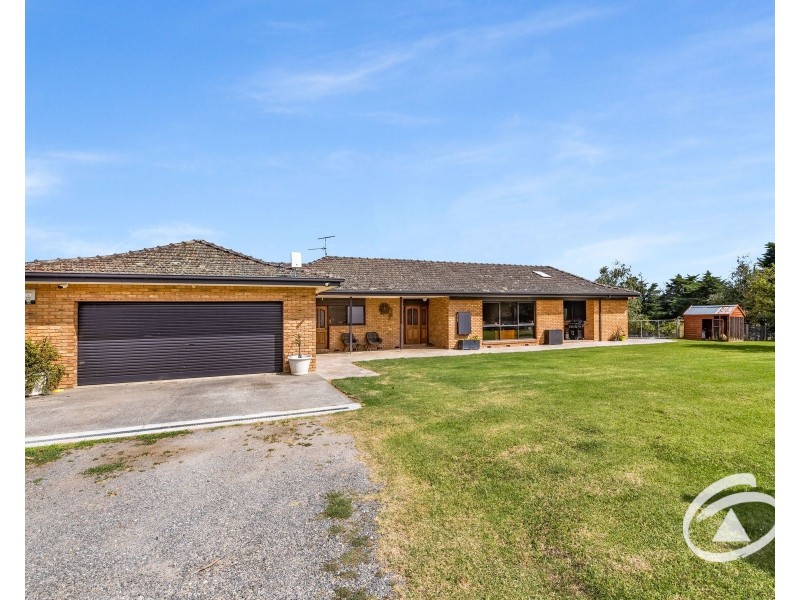 105 Seymour Road, Nar Nar Goon North VIC 3812