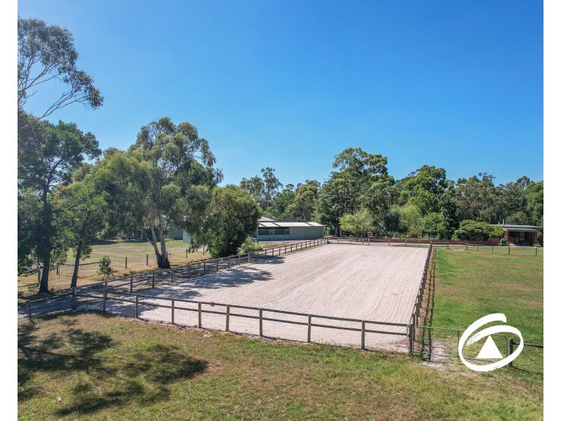 170 Bessie Creek Road, Nar Nar Goon North VIC 3812