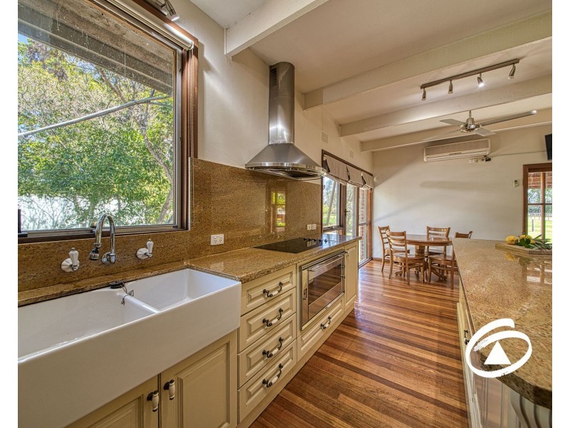 170 Bessie Creek Road, Nar Nar Goon North VIC 3812