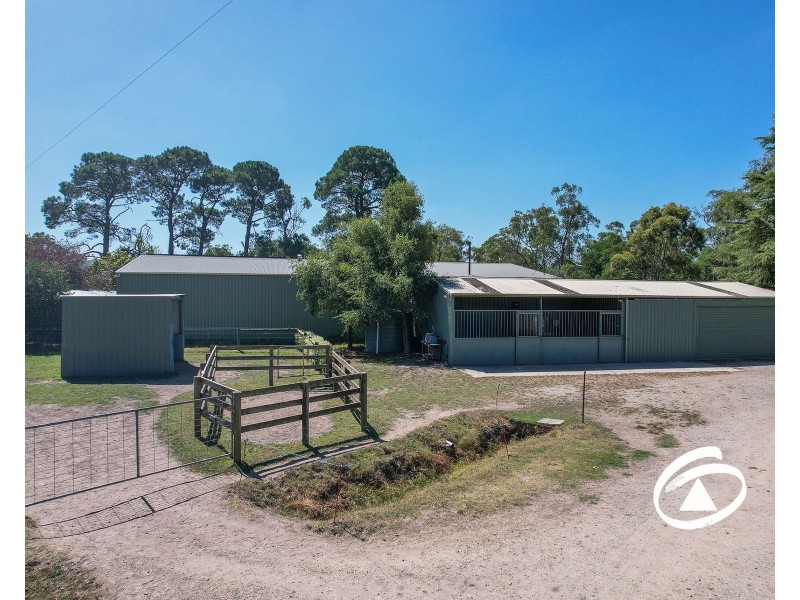 170 Bessie Creek Road, Nar Nar Goon North VIC 3812