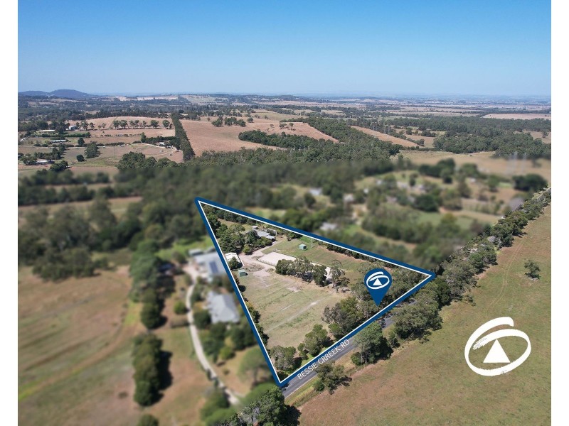 170 Bessie Creek Road, Nar Nar Goon North VIC 3812