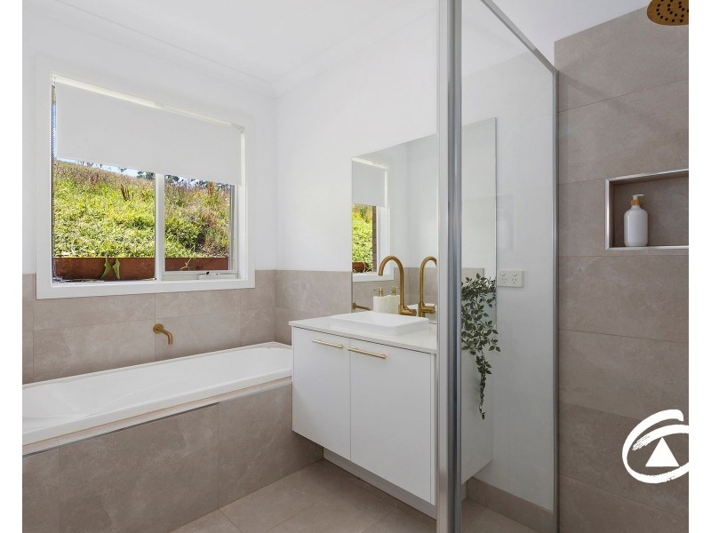 17 Blessing Rise, Pakenham VIC 3810