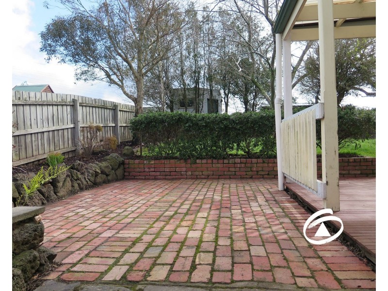 20 Breyleigh Drive, Pakenham VIC 3810