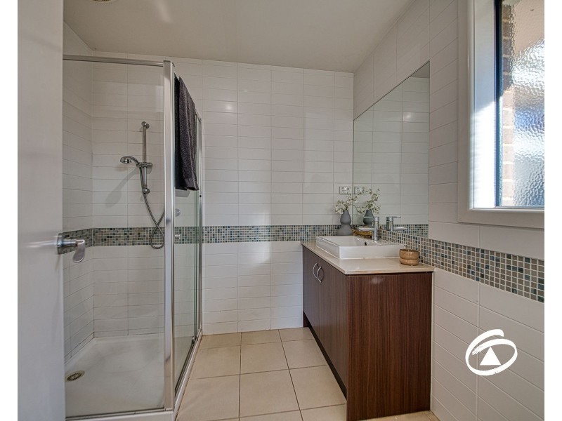 25 Tangelo Terrace, Pakenham VIC 3810