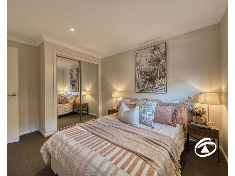 25 Tangelo Terrace, Pakenham VIC 3810