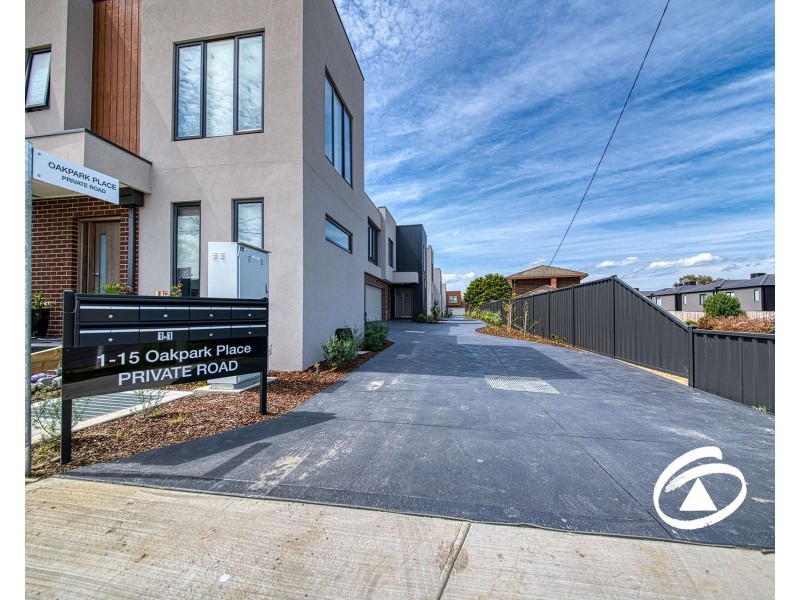 7 Oakpark Place, Officer VIC 3809