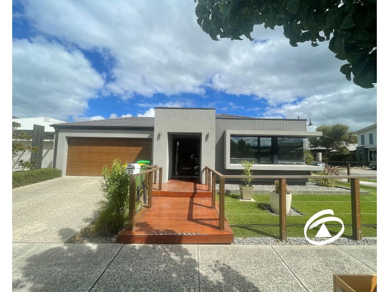 21 Penshurst Crescent, Officer VIC 3809