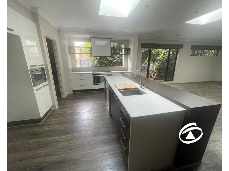 21 Penshurst Crescent, Officer VIC 3809