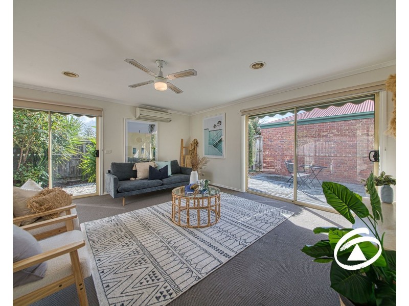 1/13A Templeton Crescent, Pakenham VIC 3810