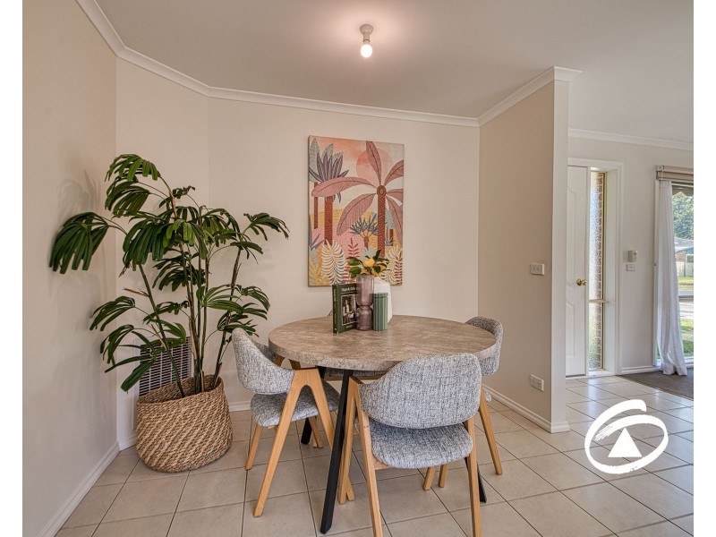 1/13A Templeton Crescent, Pakenham VIC 3810