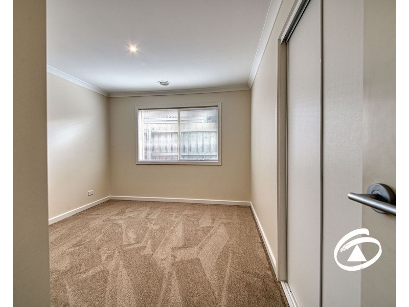 1A Thomas Street, Pakenham VIC 3810