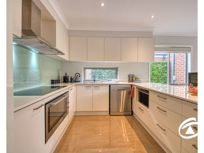 237 Pink Hill Boulevard, Officer VIC 3809