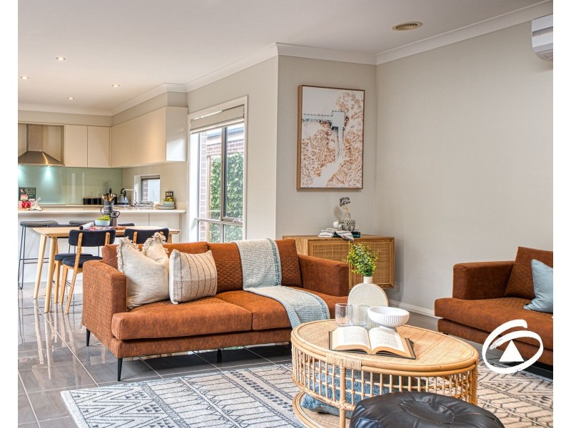 237 Pink Hill Boulevard, Officer VIC 3809