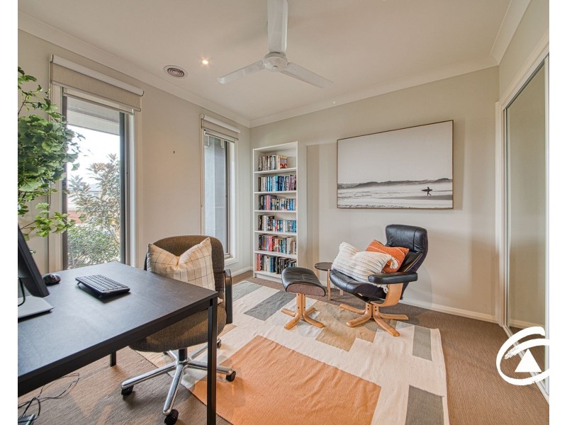 237 Pink Hill Boulevard, Officer VIC 3809