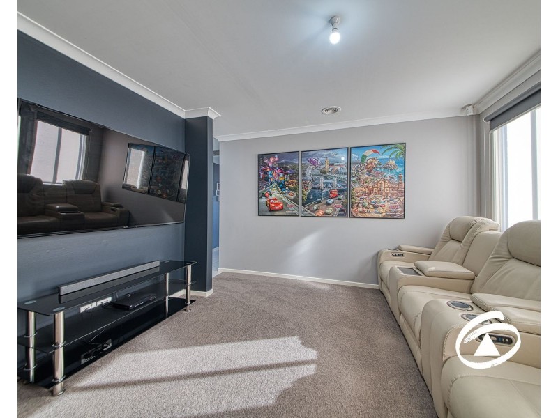 64 Greendale Boulevard, Pakenham VIC 3810