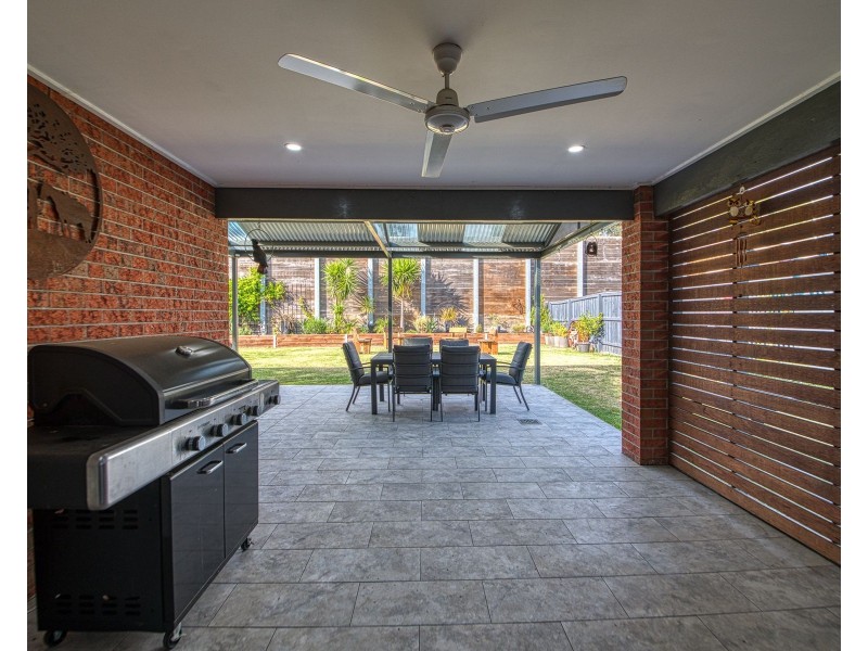 64 Greendale Boulevard, Pakenham VIC 3810