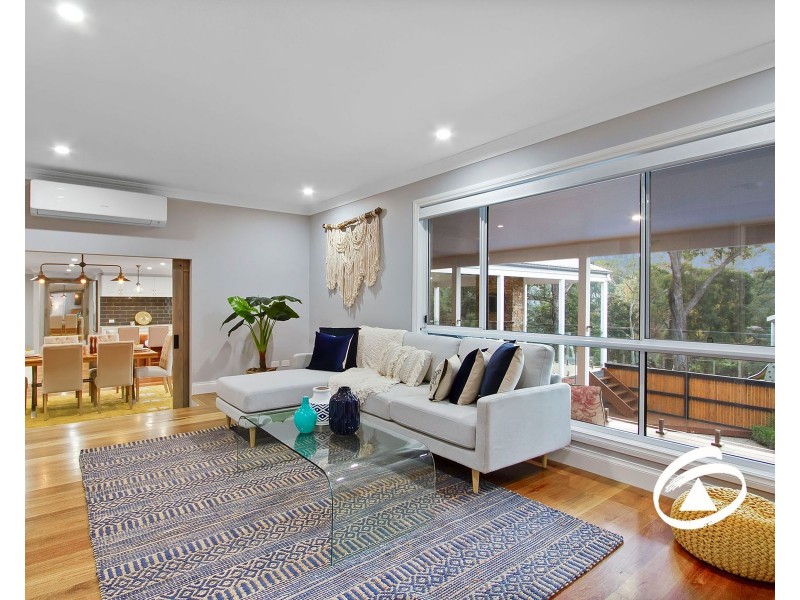 32 View Hill Road, Cockatoo VIC 3781
