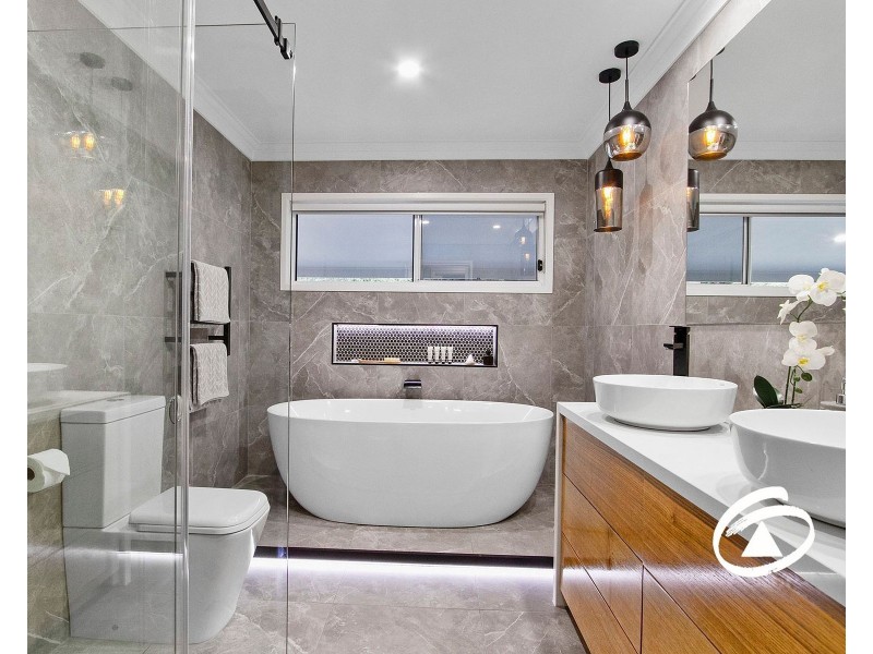 32 View Hill Road, Cockatoo VIC 3781