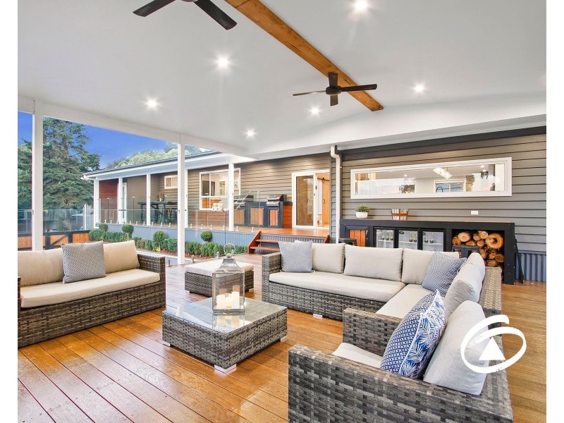 32 View Hill Road, Cockatoo VIC 3781