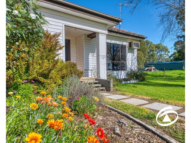12 Sherwood Street, Longwarry North VIC 3816