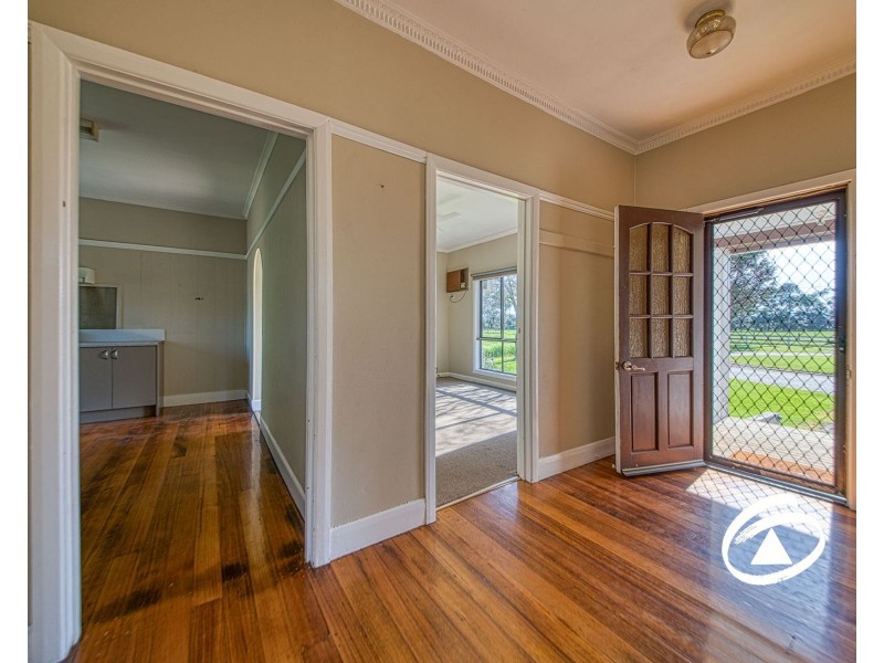 12 Sherwood Street, Longwarry North VIC 3816