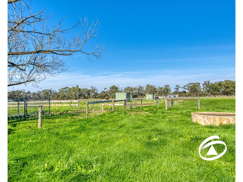 12 Sherwood Street, Longwarry North VIC 3816