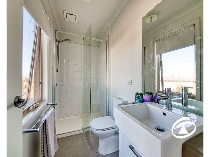 53 Atlantic Drive, Pakenham VIC 3810