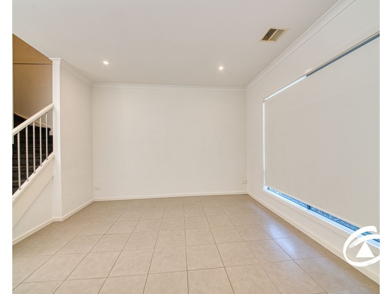 61 Atlantic Drive, Pakenham VIC 3810