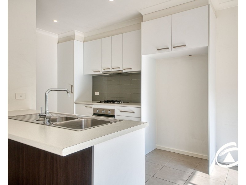 61 Atlantic Drive, Pakenham VIC 3810