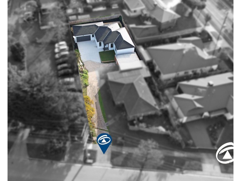 2/82 RAILWAY AVENUE, Garfield VIC 3814