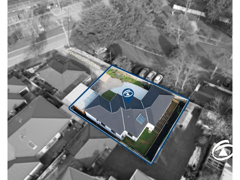 2/82 RAILWAY AVENUE, Garfield VIC 3814