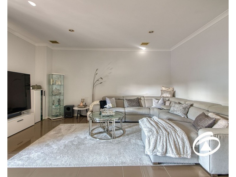 32 Swan Street, Pakenham VIC 3810