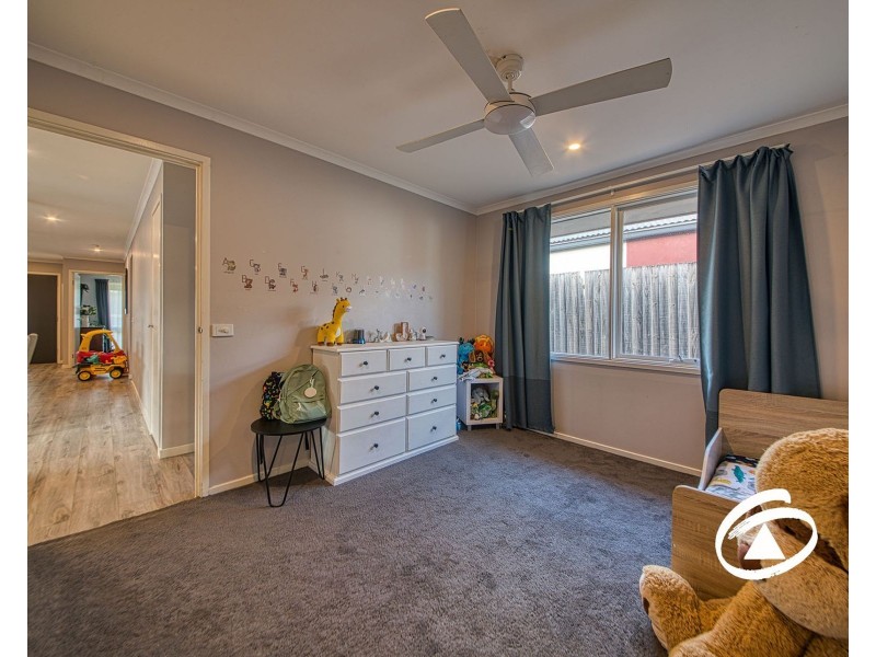 6 Bluegrass Crescent, Pakenham VIC 3810